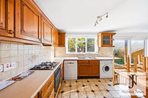 Photo 11- click for photo gallery